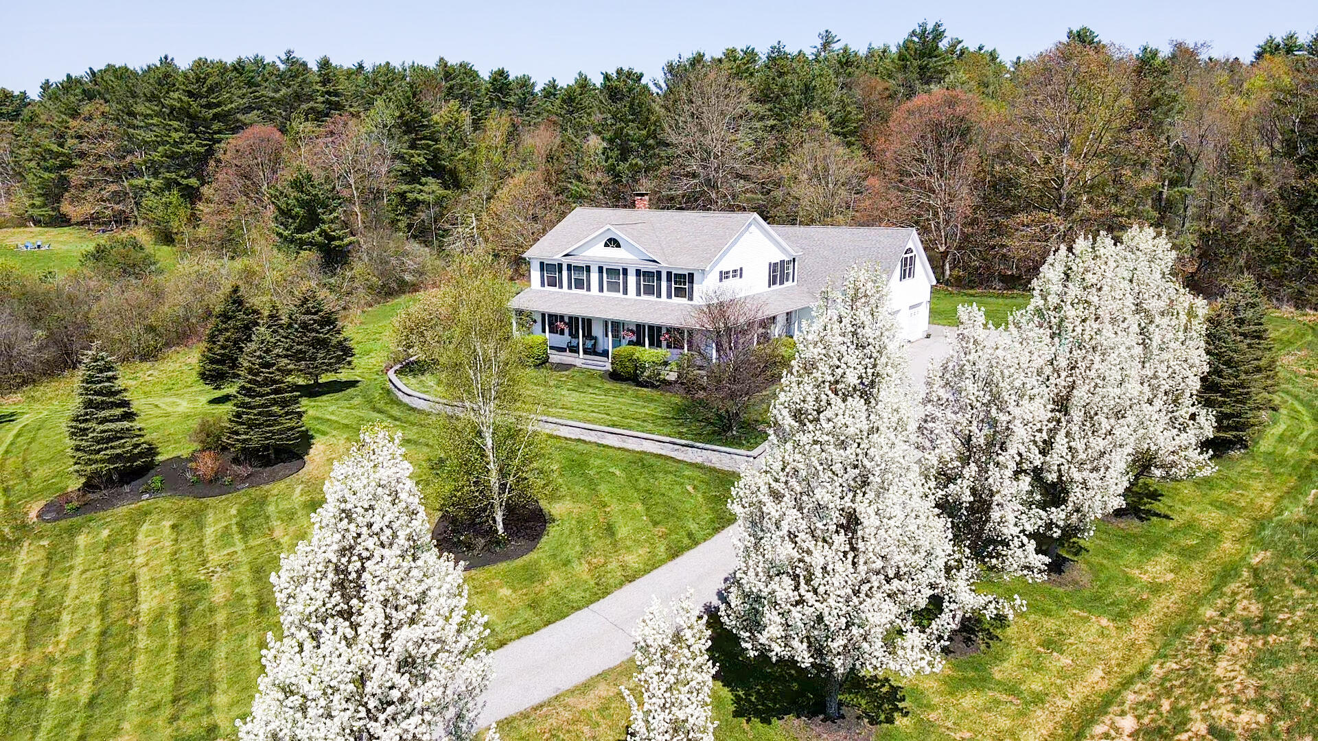 66 Foster Avenue