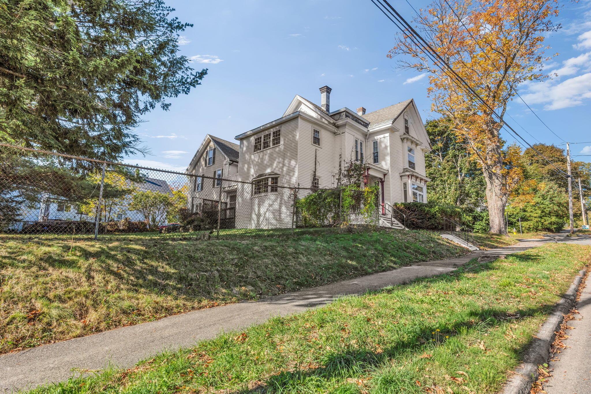 48 Highland Avenue