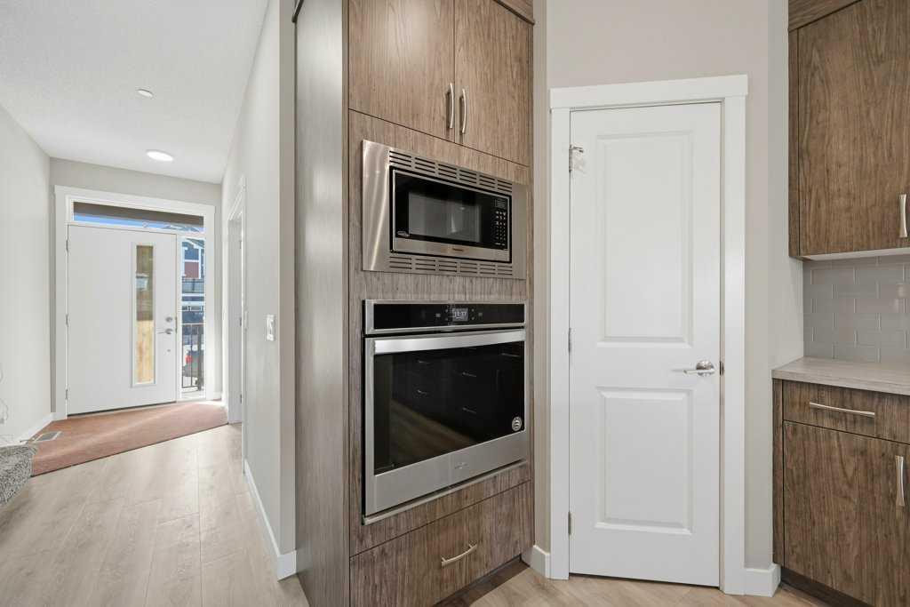 75 Howse Crescent NE