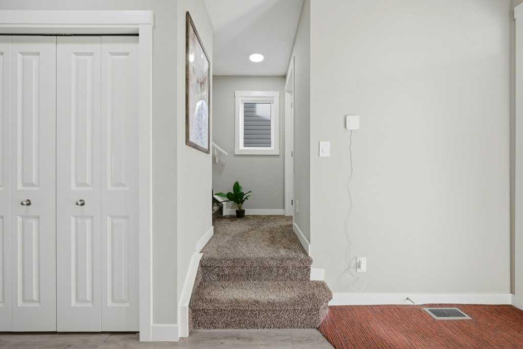 75 Howse Crescent NE