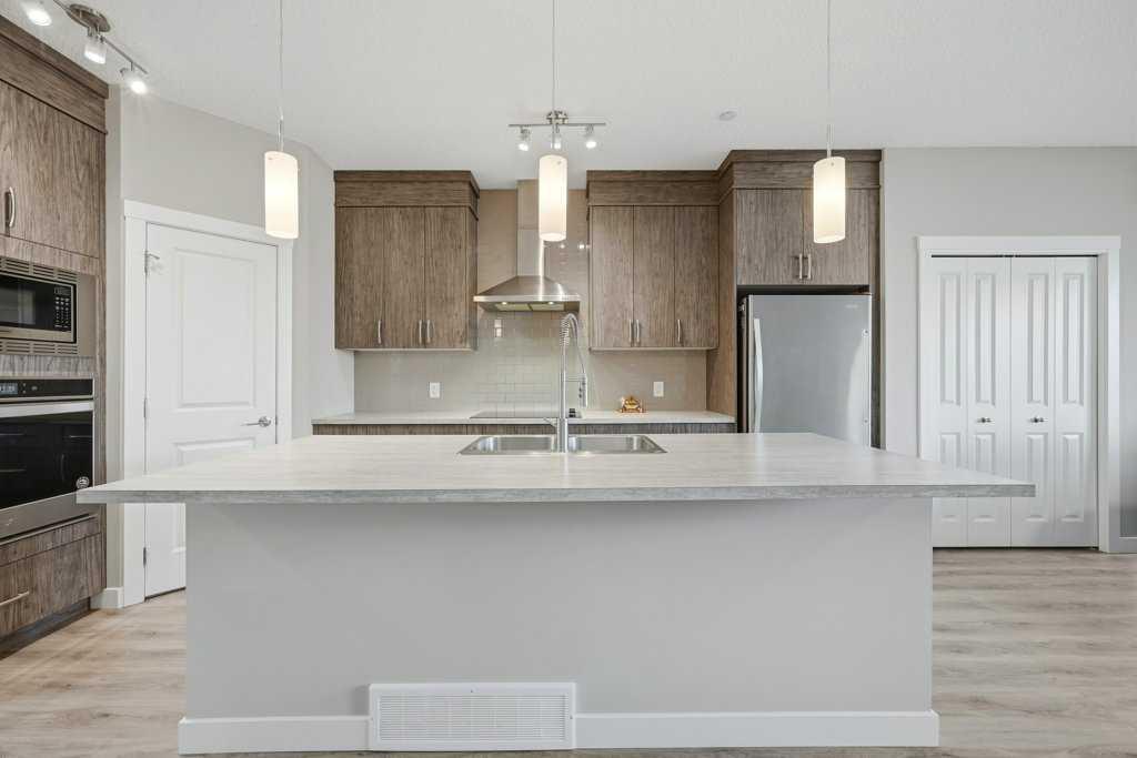 75 Howse Crescent NE