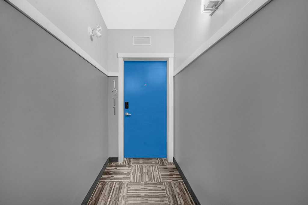 19489 Main Street SE Unit: 1211