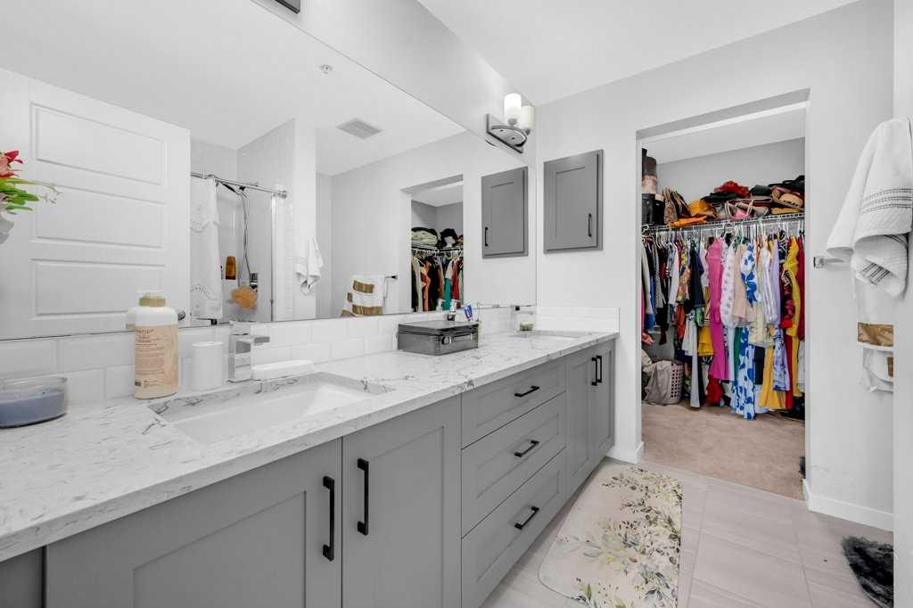 19489 Main Street SE Unit: 1211