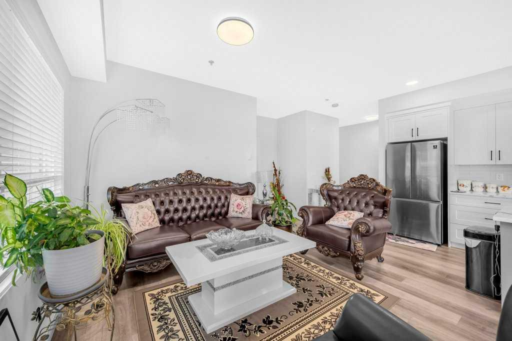 19489 Main Street SE Unit: 1211