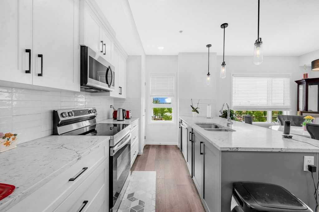 19489 Main Street SE Unit: 1211