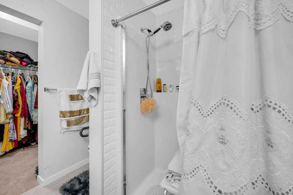 19489 Main Street SE Unit: 1211