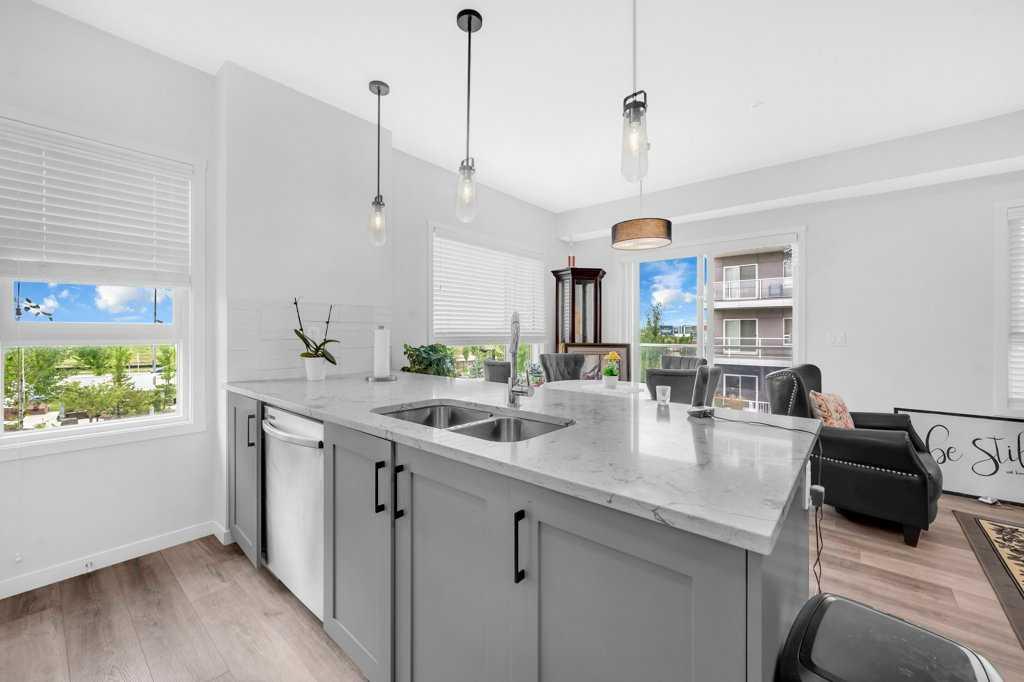 19489 Main Street SE Unit: 1211