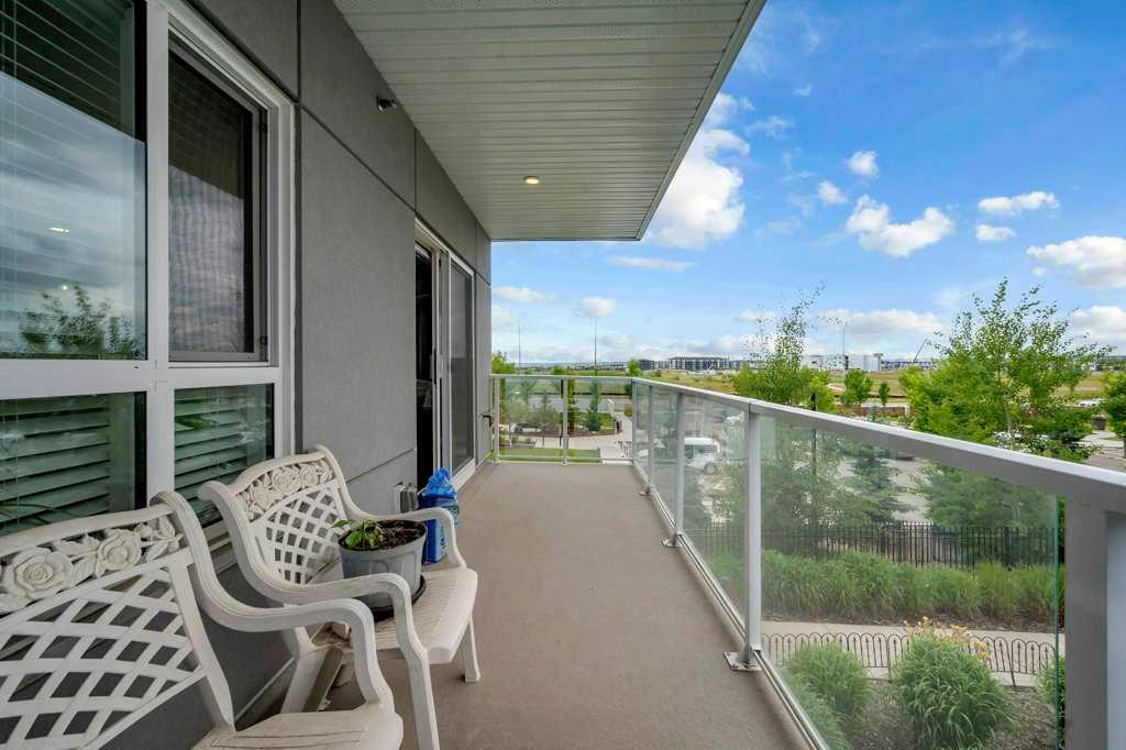 19489 Main Street SE Unit: 1211