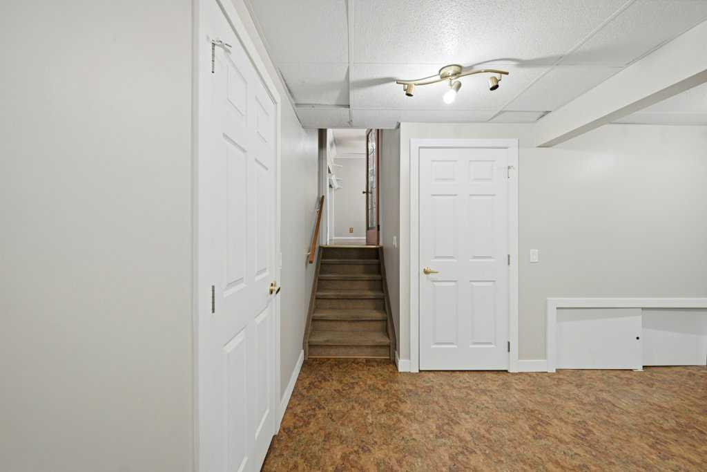 119 Macewan Meadow Way NW