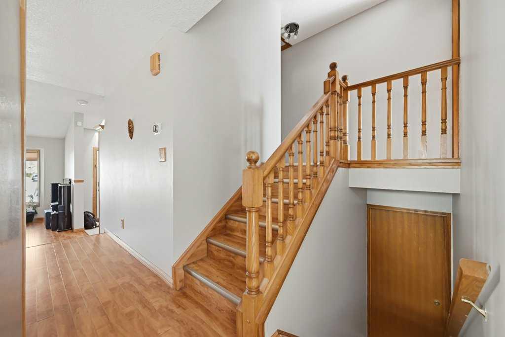 119 Macewan Meadow Way NW