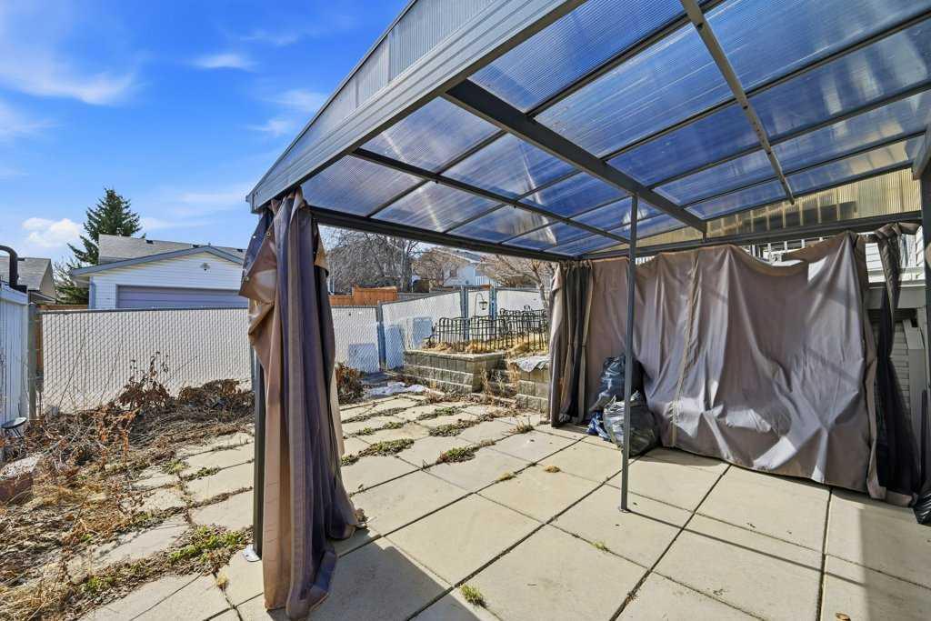 119 Macewan Meadow Way NW
