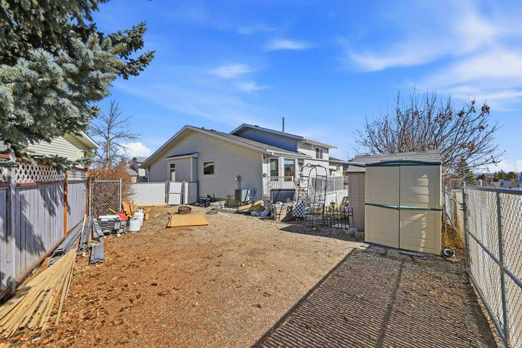 119 Macewan Meadow Way NW