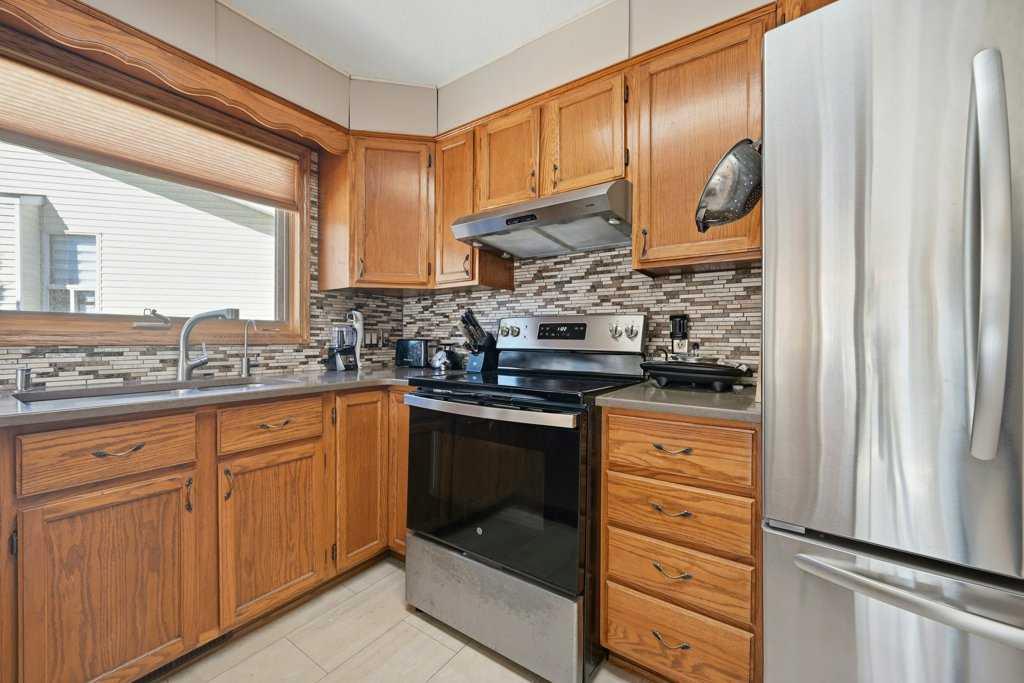 119 Macewan Meadow Way NW