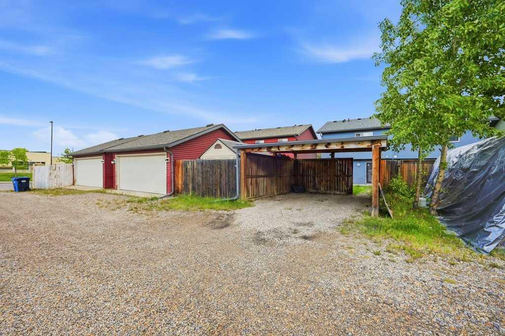 319 Everstone Drive SW
