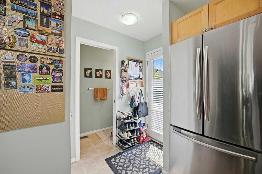 319 Everstone Drive SW