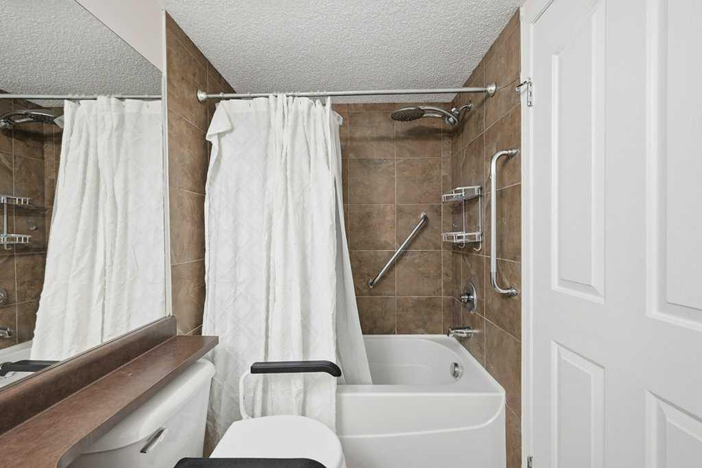 60 Panatella Street NW Unit: 4212