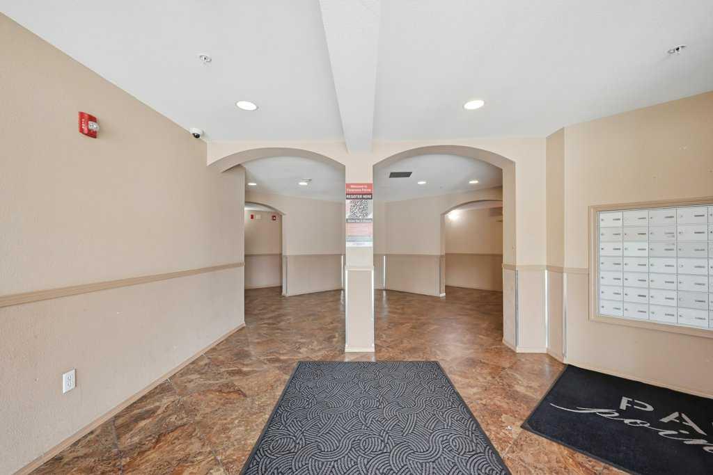60 Panatella Street NW Unit: 4212