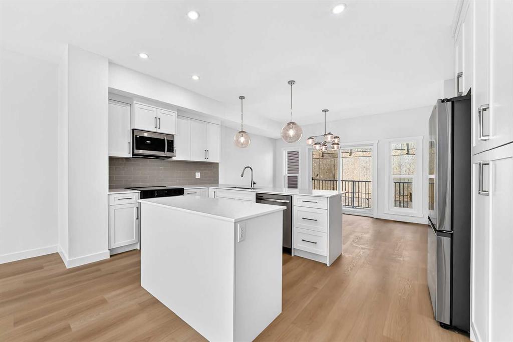 145 Chelsea Mews Unit: 96