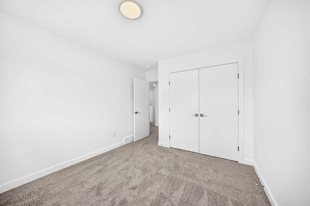 145 Chelsea Mews Unit: 96