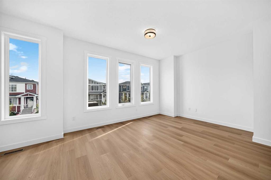 145 Chelsea Mews Unit: 96
