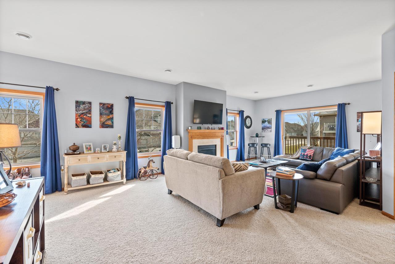 1663 New Port Vista DRIVE
