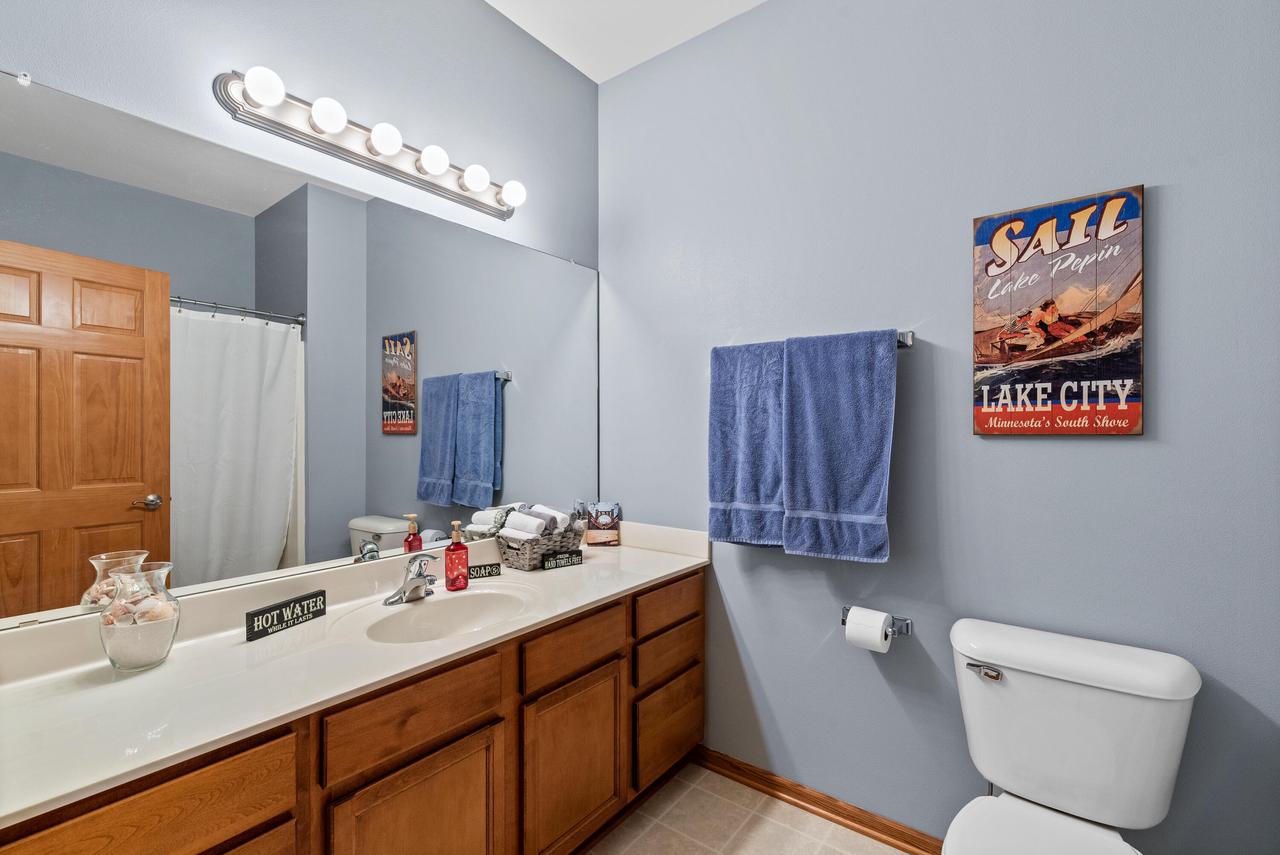 1663 New Port Vista DRIVE