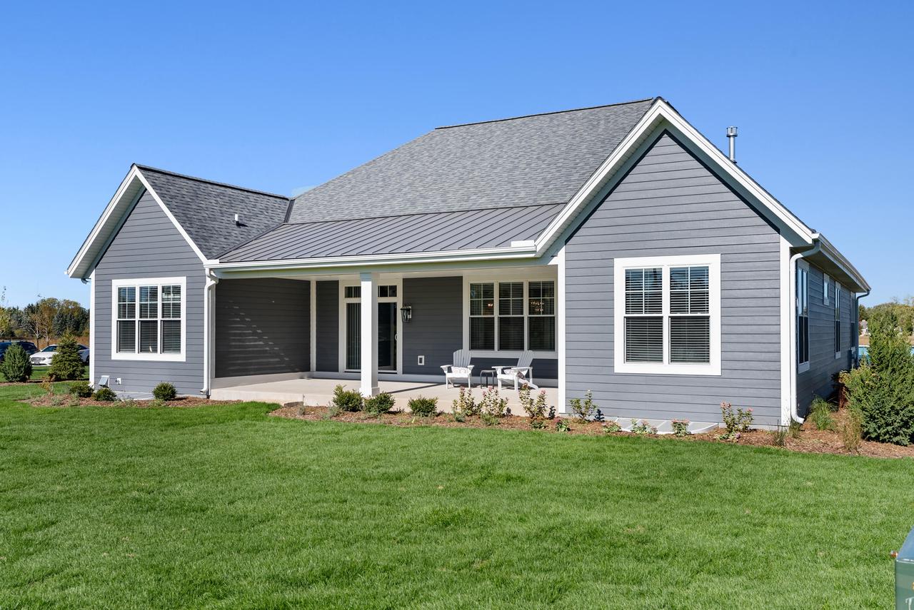 1733 North River CIRCLE