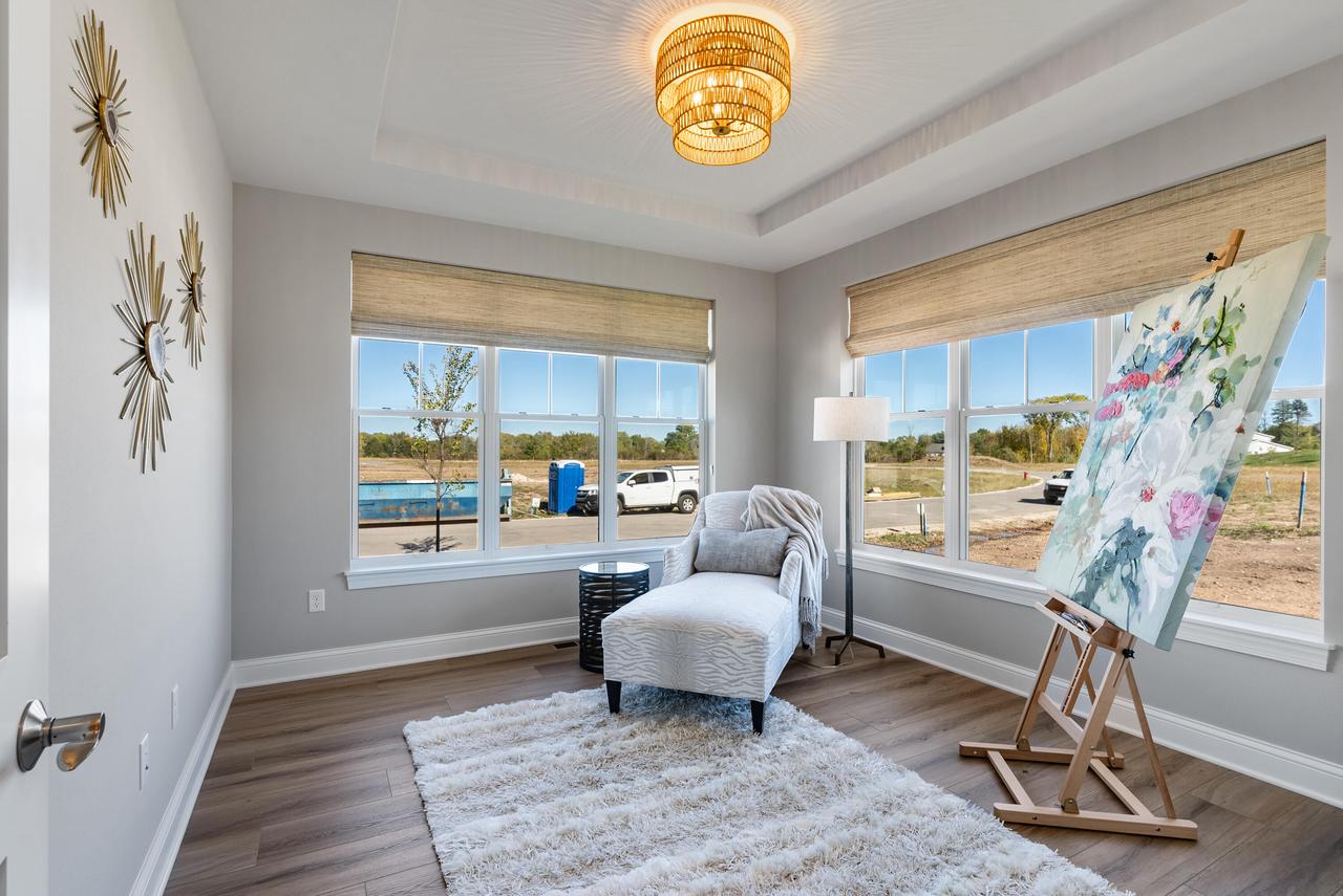 1733 North River CIRCLE