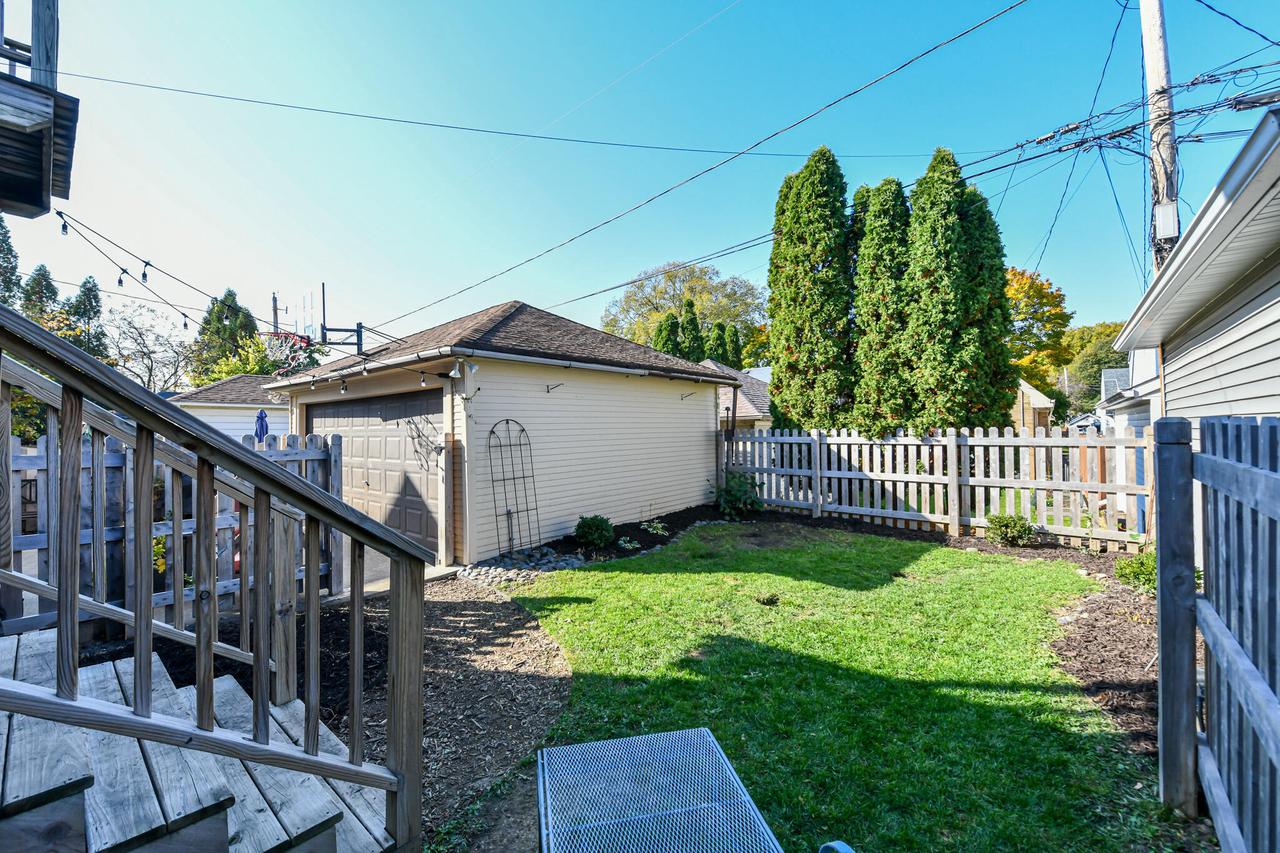 2535 North 69th STREET