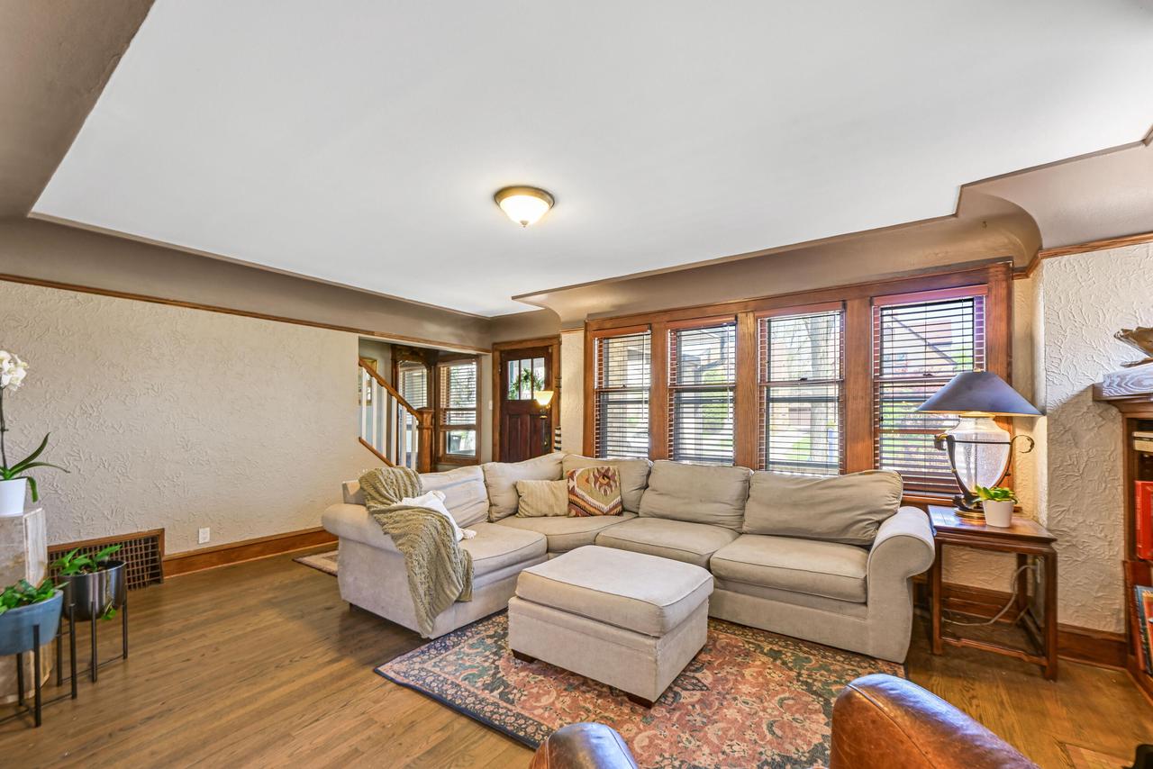 2535 North 69th STREET