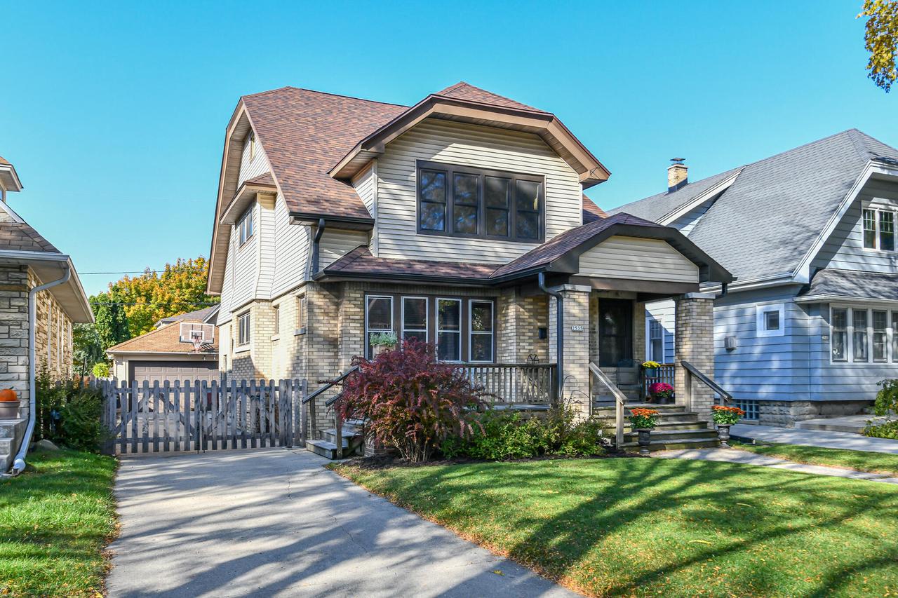 2535 North 69th STREET