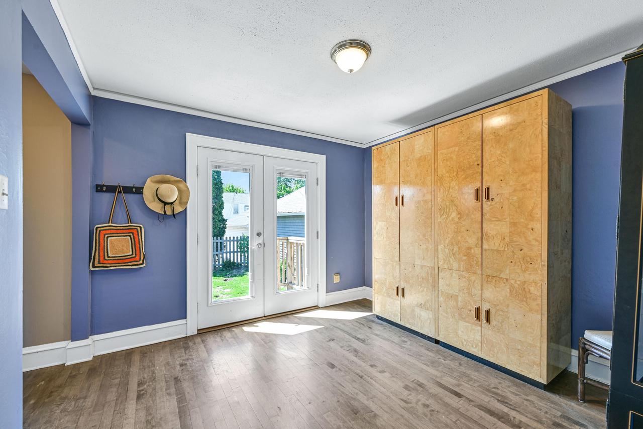 2535 North 69th STREET