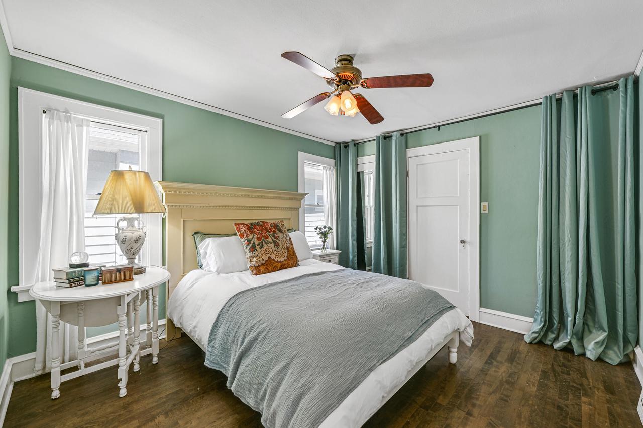 2535 North 69th STREET