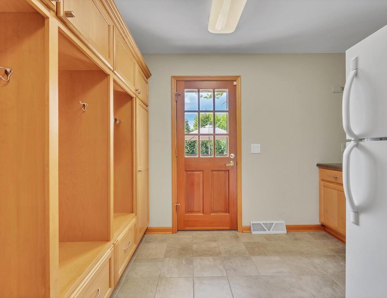 11411 North Carriage COURT