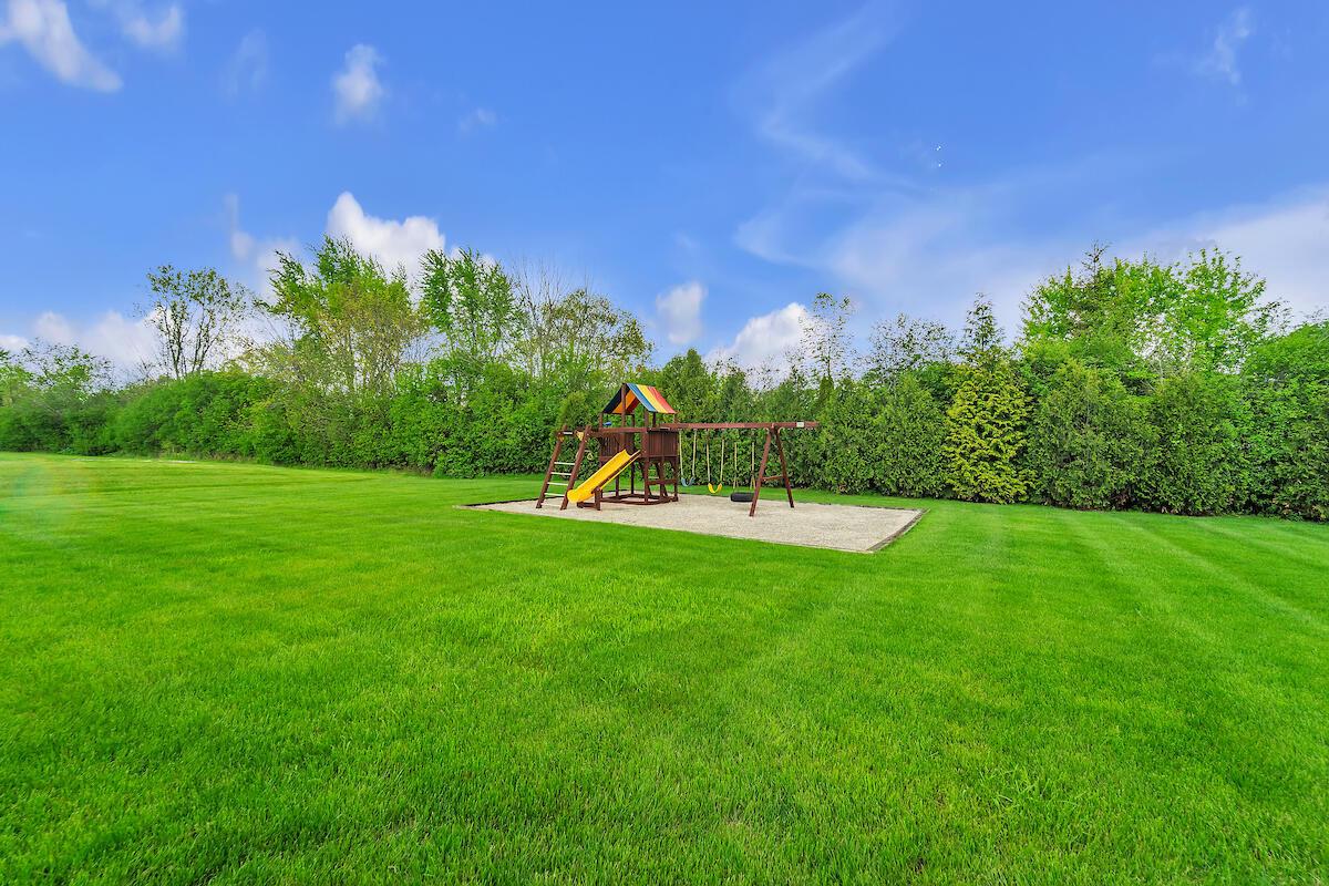 11411 North Carriage COURT