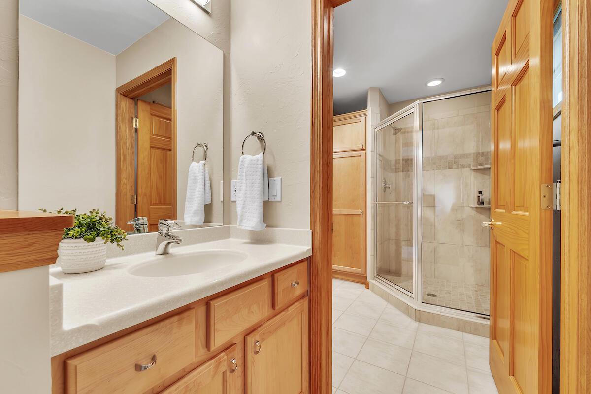 11411 North Carriage COURT