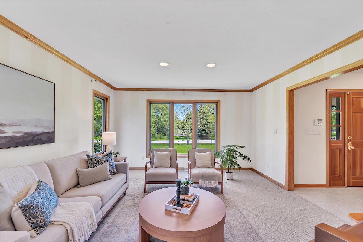 11411 North Carriage COURT