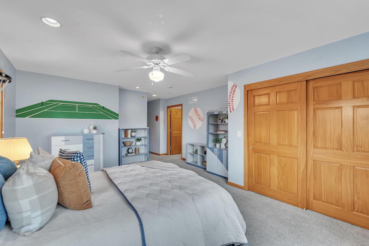 11411 North Carriage COURT