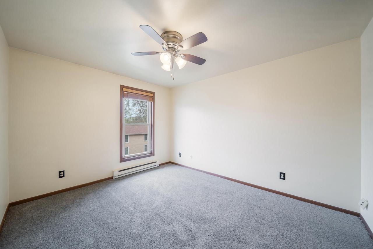 3924 Country PLACE C