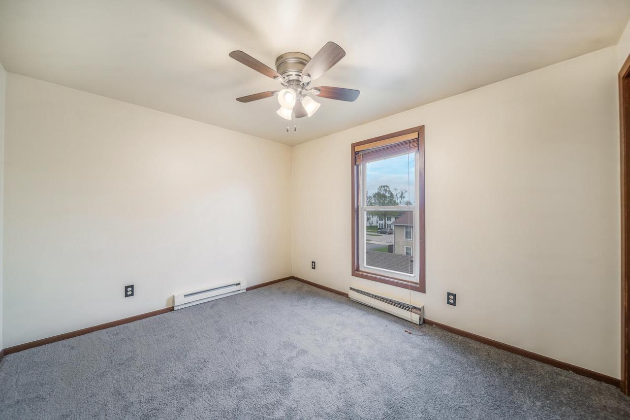 3924 Country PLACE C