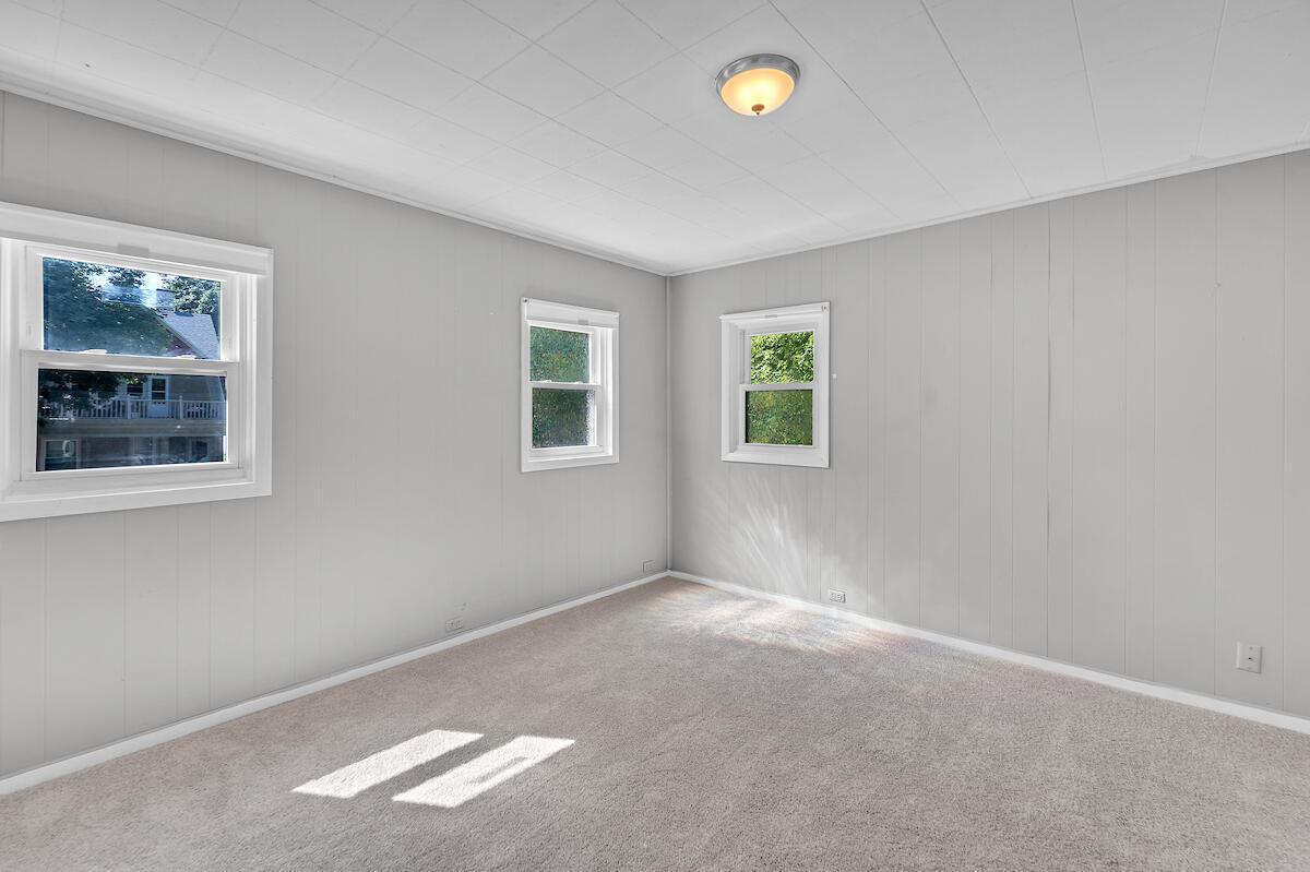 2920 North Bartlett AVENUE