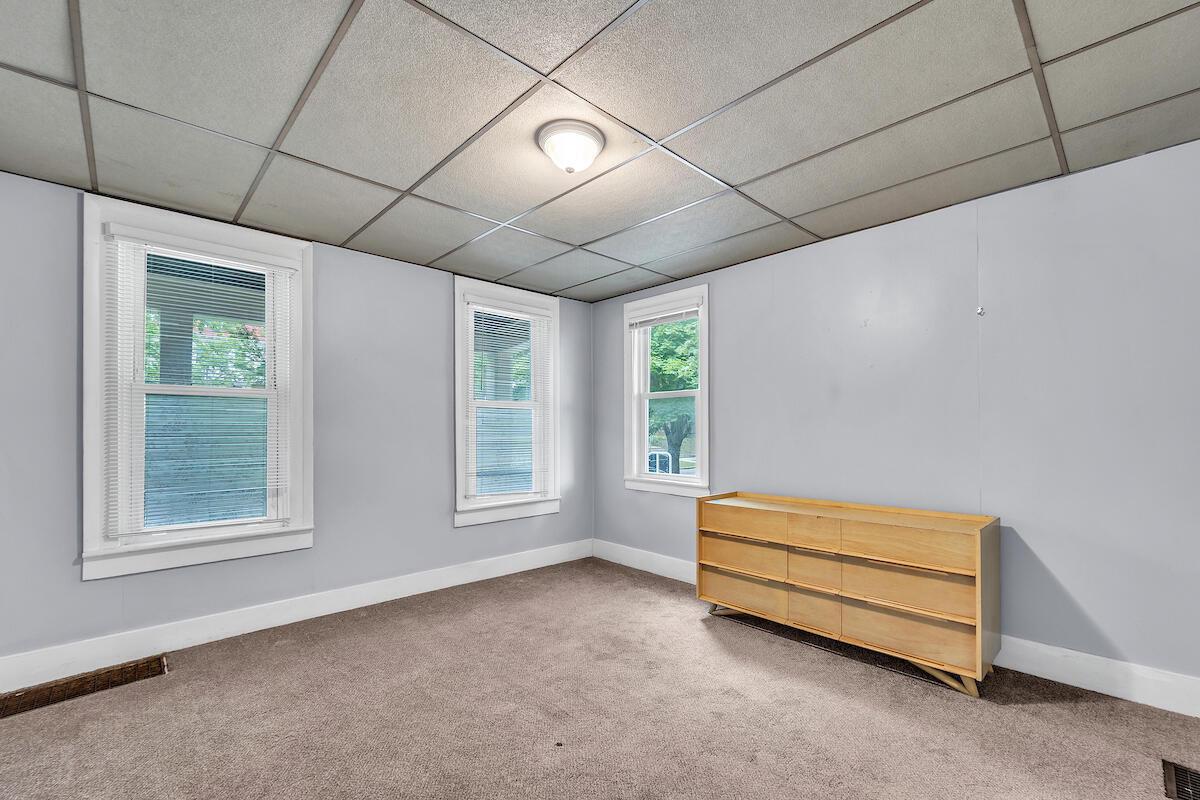 2920 North Bartlett AVENUE