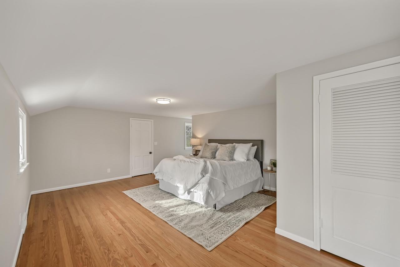 10525 North Fairway LANE