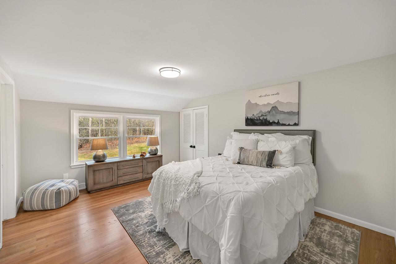 10525 North Fairway LANE