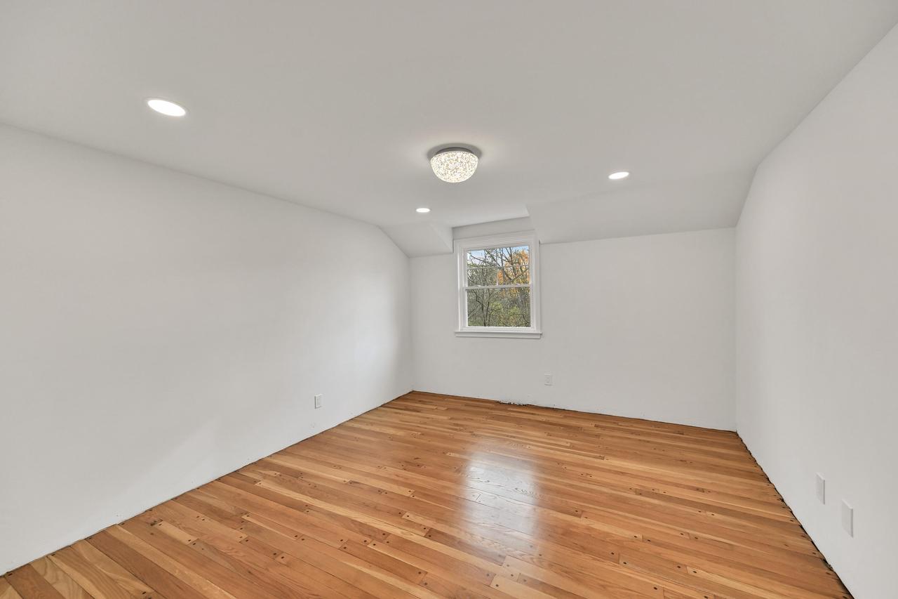 10525 North Fairway LANE