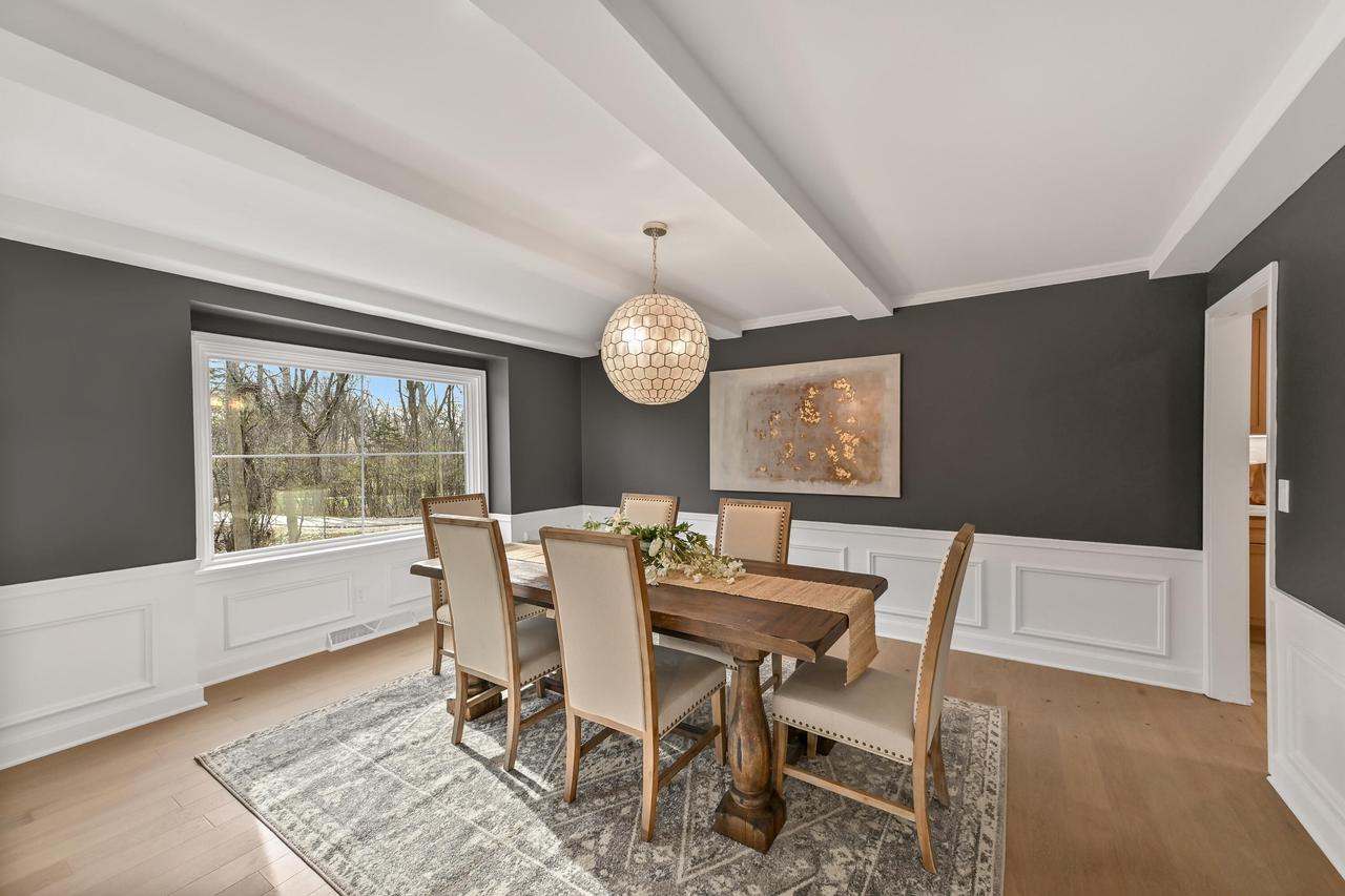 10525 North Fairway LANE