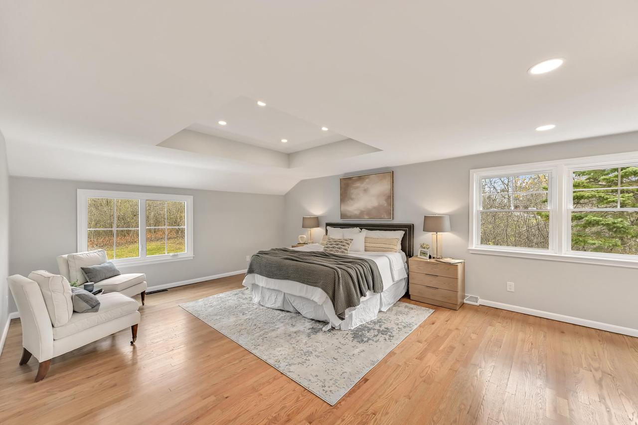 10525 North Fairway LANE