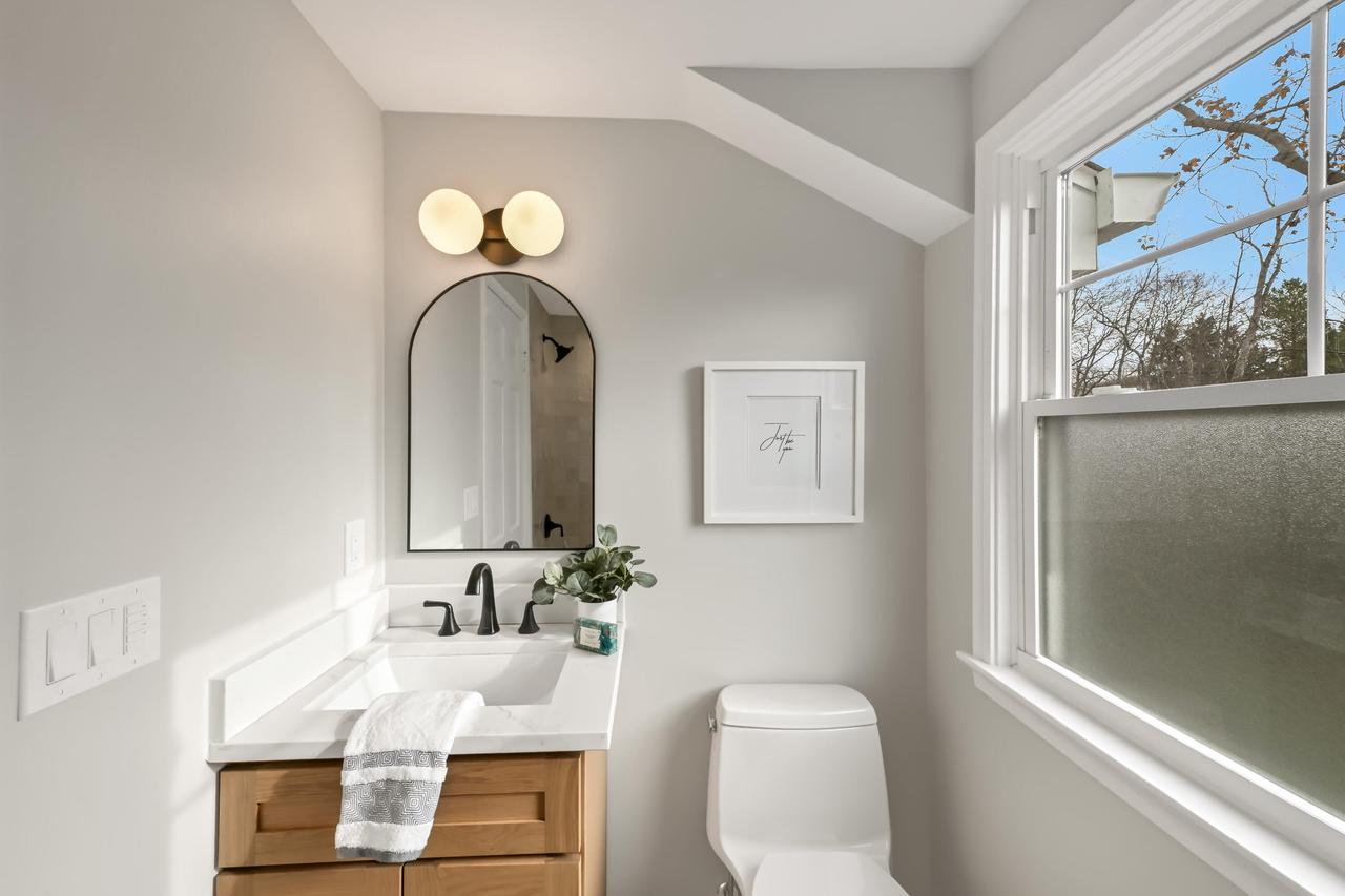 10525 North Fairway LANE