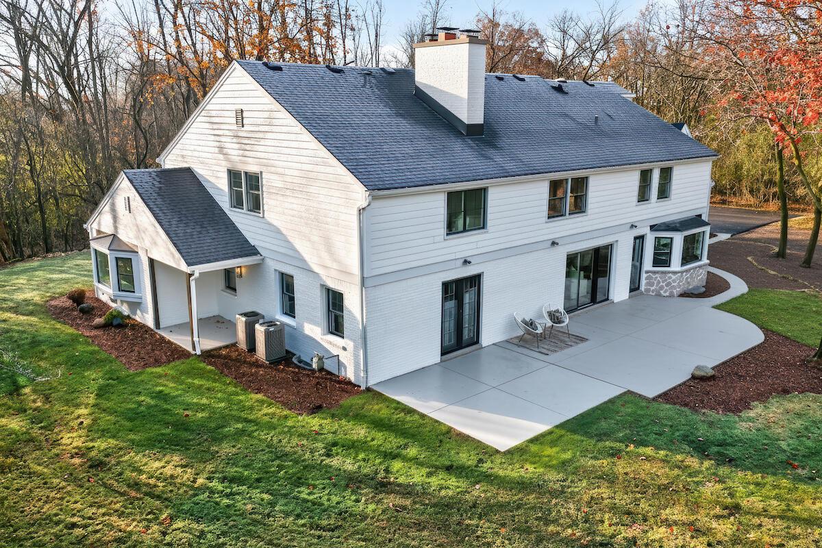 10525 North Fairway LANE