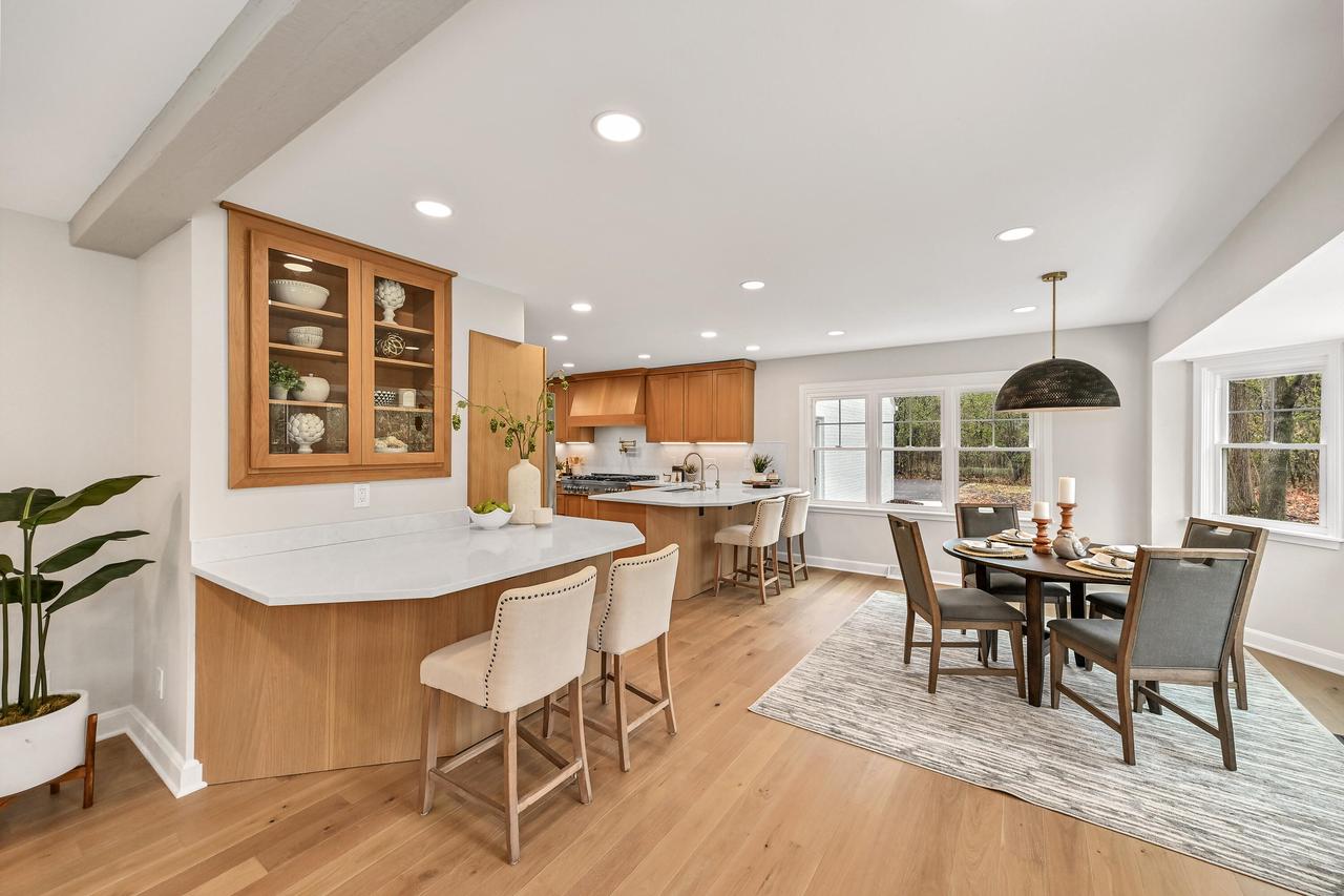 10525 North Fairway LANE